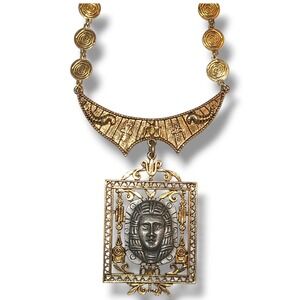 Vintage Arthur Pepper 1970s Egyptian Revival Pharaoh Pendant Necklace Gold Tone